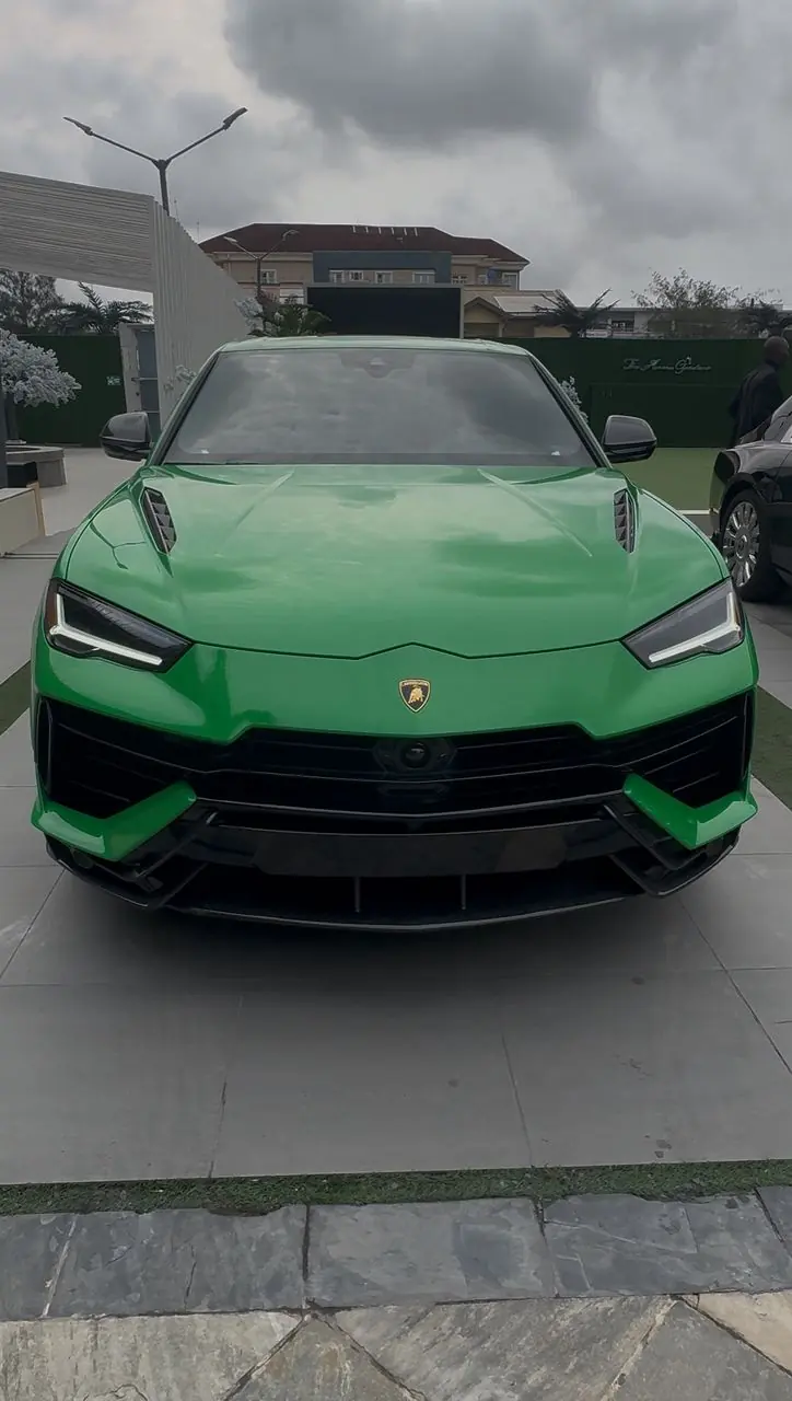 Green Lamborghini Urus front view, hire in Lagos