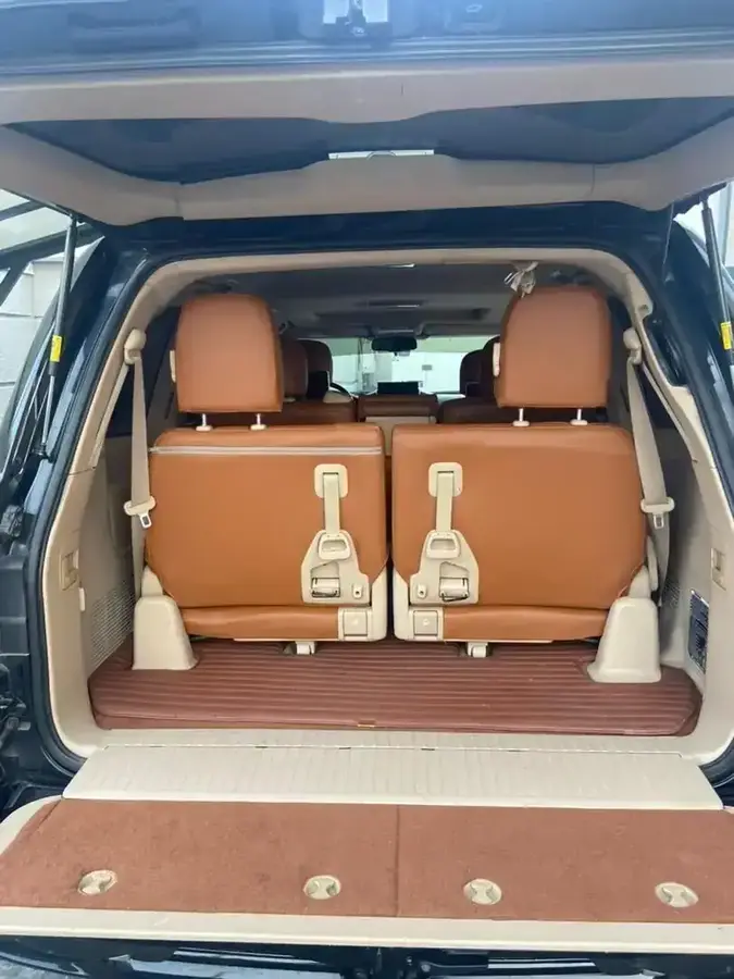 Bulletproof Armoured Land Cruiser rental Lagos - ToTrip Car Rental Services
